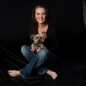 Meet your Posher, Roxanne